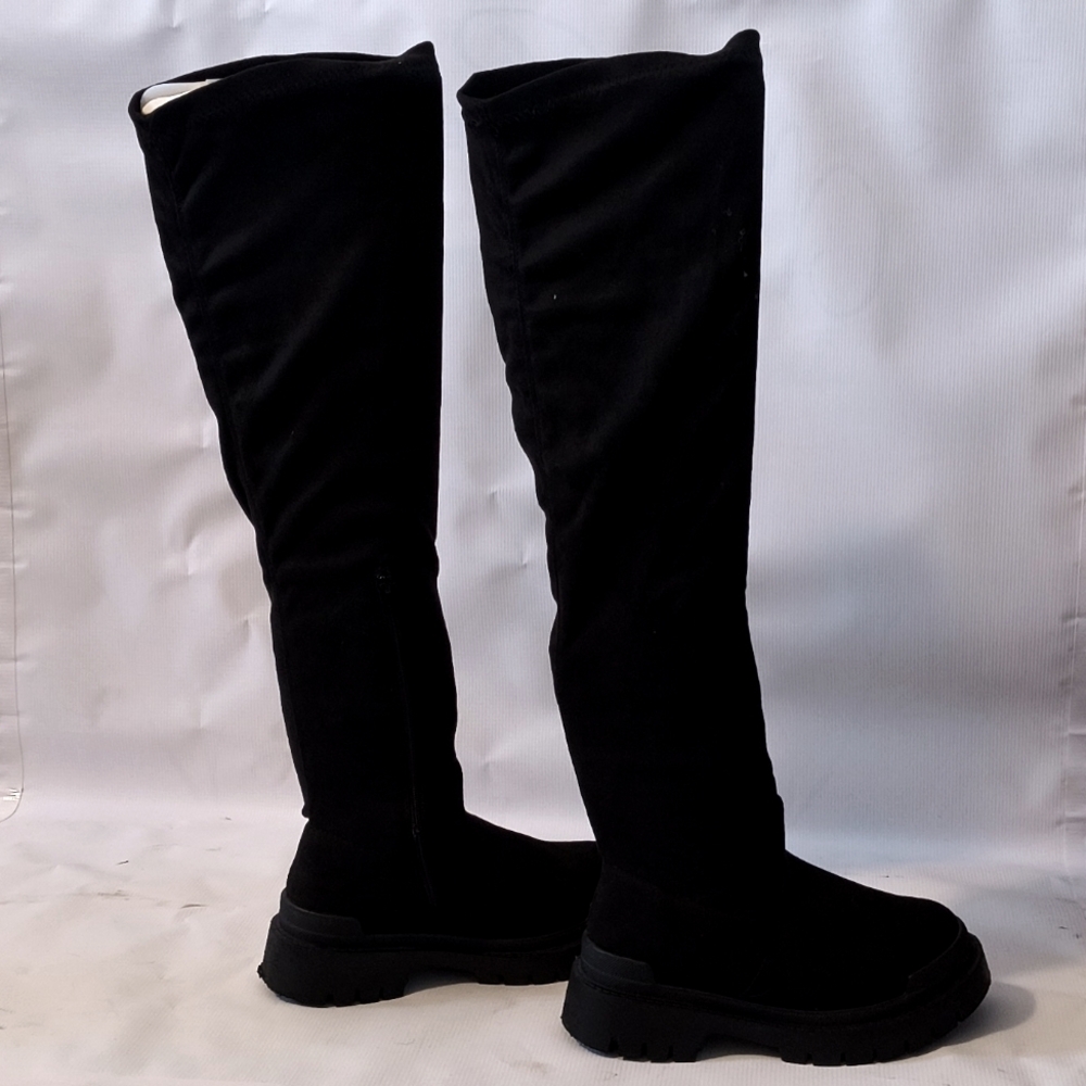 over-the-knee fit, side zip closure, size 6